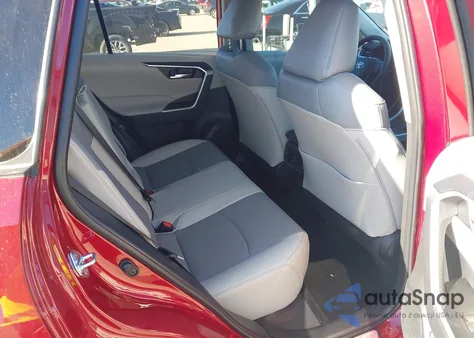 2025 Toyota Rav4 Xle Premium z USA, uszkodzony, nr VIN 2T3A1RFV5SW540578